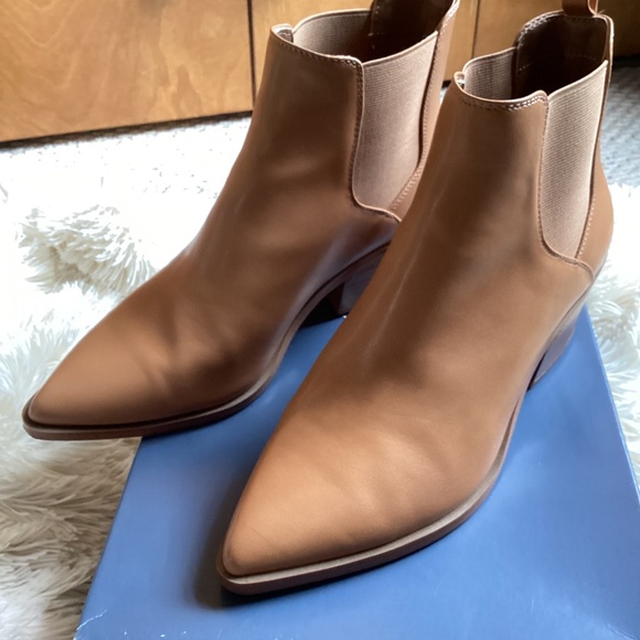 Universal Thread Vegan Rosemary Boots * Caramel Color * Like New with Box * 8 - Picture 3 of 6